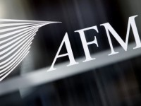 De AFM waarschuwt consumenten voor illegale leningaanbieders